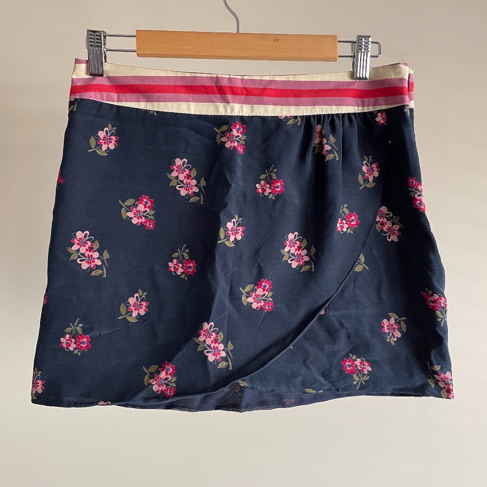 jenny han floral mini skirt